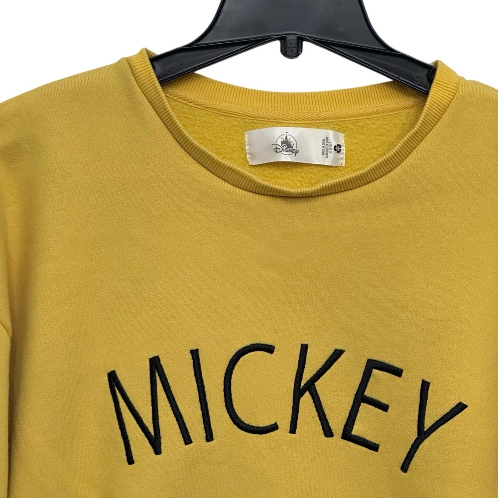 Disney Mickey Yellow Pullover Crewneck Sweatshirt Size 2XL Embroidered‎ - Picture 2 of 10